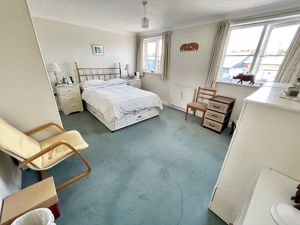 Bedroom- click for photo gallery